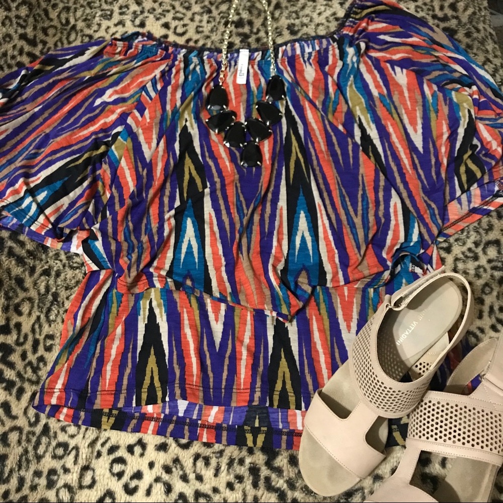Multi color top
